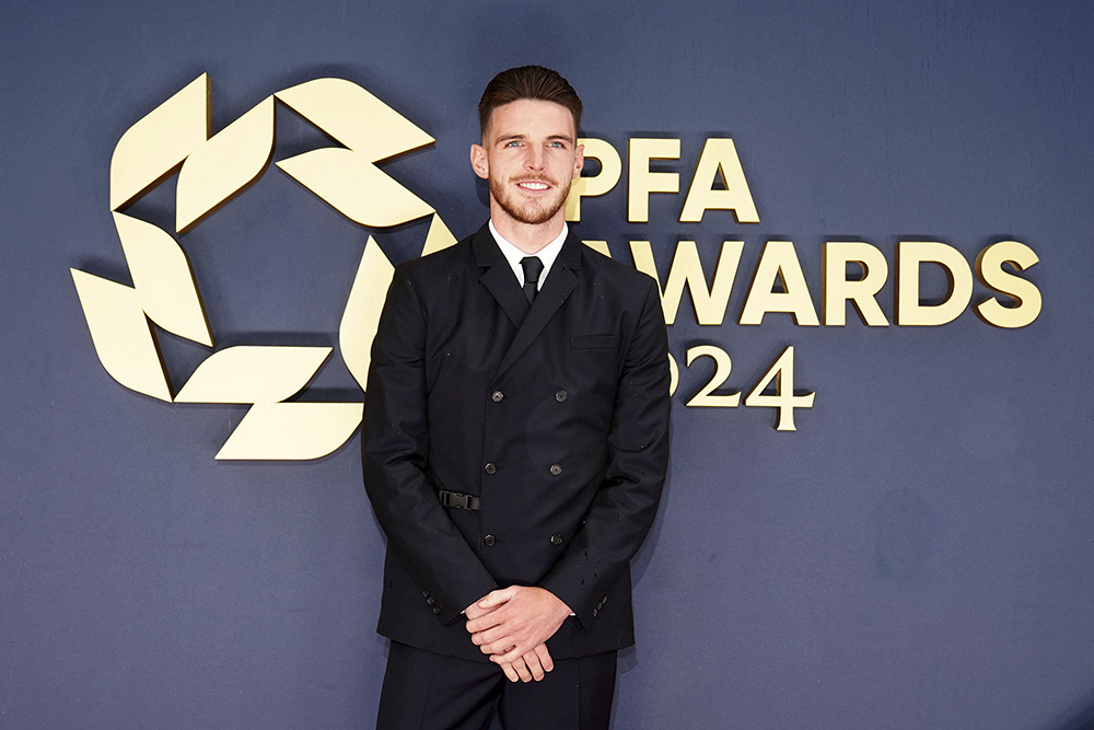 Britain PFA Player Awards: Declan Rice arrives Opera House Manchester